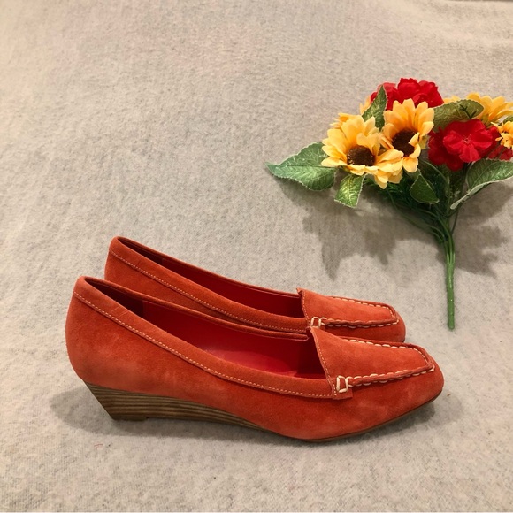 NWOT - Coldwater Creek Vibrant Orange Suede Wedge Loafers